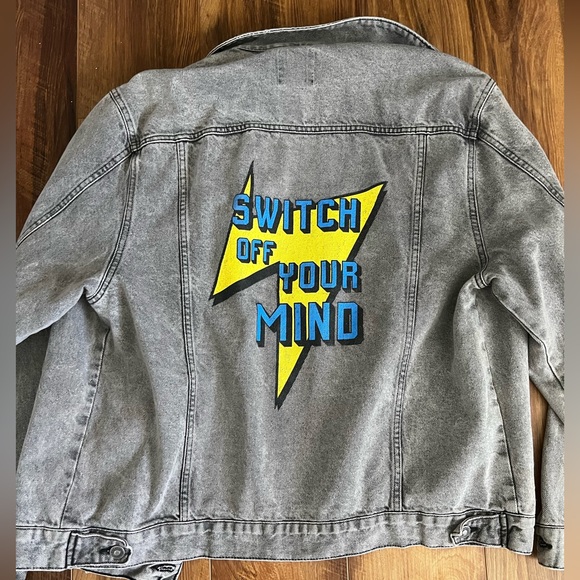 Bershka washed grey/black denim jacket NWOT size XL - Picture 3 of 5